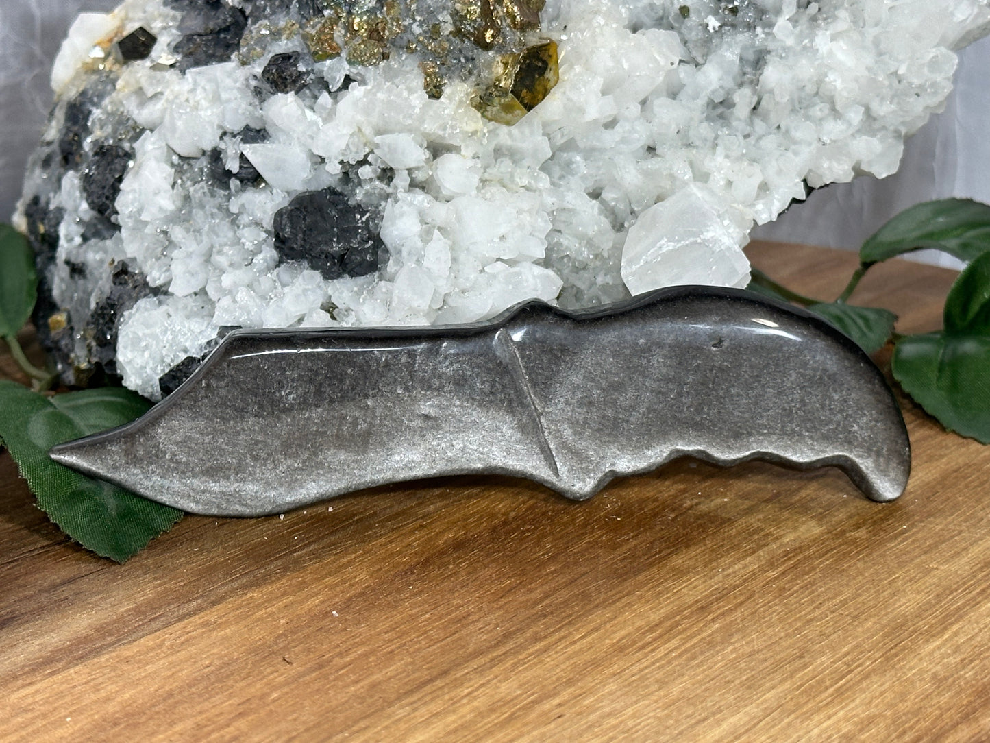 Sheen Obsidian Knife